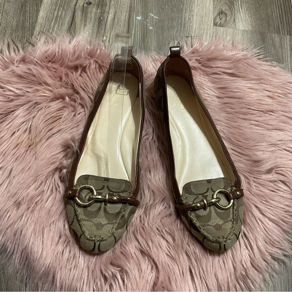 Coach Logo Brown Canvas Flat Size 8 - Picture 1 of 9